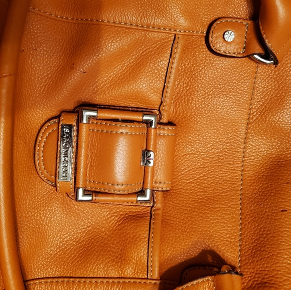 SOLD SOLD - Picture 2 of 6